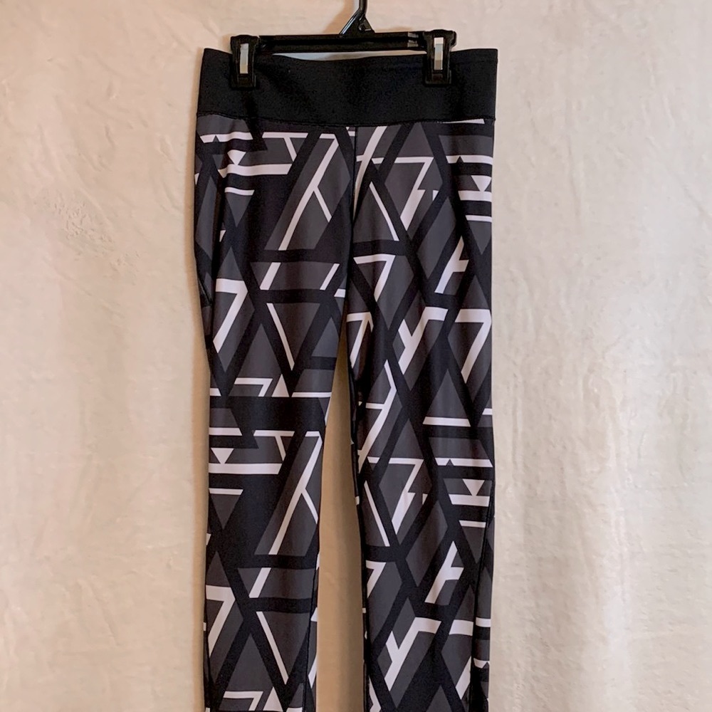 BNWOT Adidas small climalite leggings/tights size S